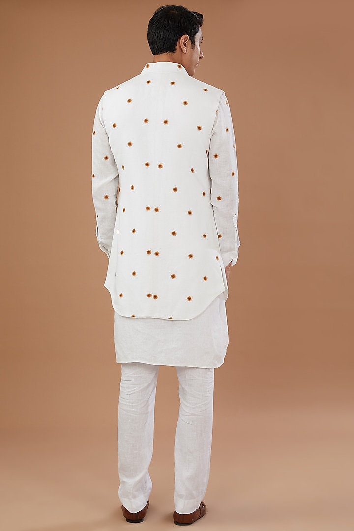 White Blended Linen Motifs Embroidered Wedding Indowestern Jacket Set by Mehraab Men at Pernia's Pop Up Shop