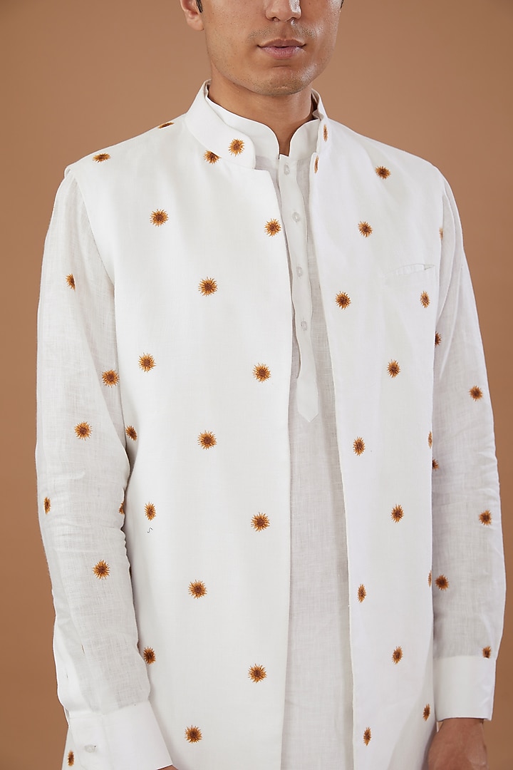 White Blended Linen Motifs Embroidered Wedding Indowestern Jacket Set by Mehraab Men at Pernia's Pop Up Shop
