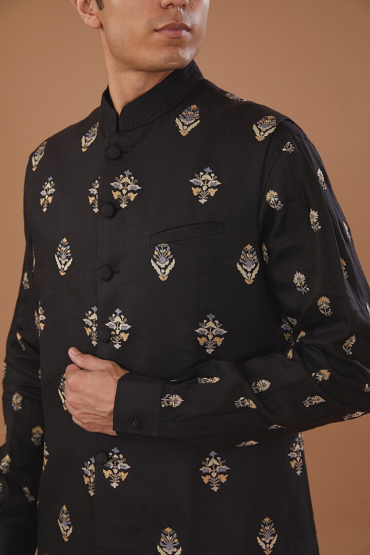 Black Blended Linen Hand Embroidered Groom Indowestern Jacket Set by Mehraab Men at Pernia's Pop Up Shop