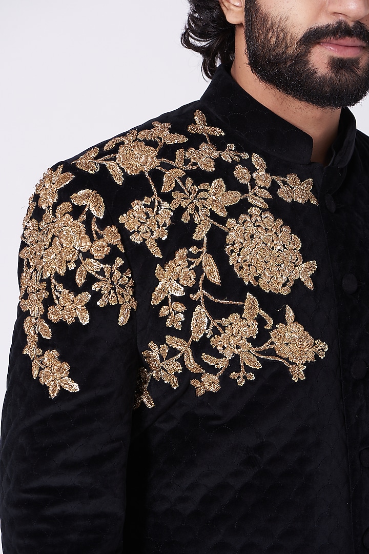 Black Velvet Indowestern Quilted Groom Sherwani by Mehraab Men at Pernia's Pop Up Shop