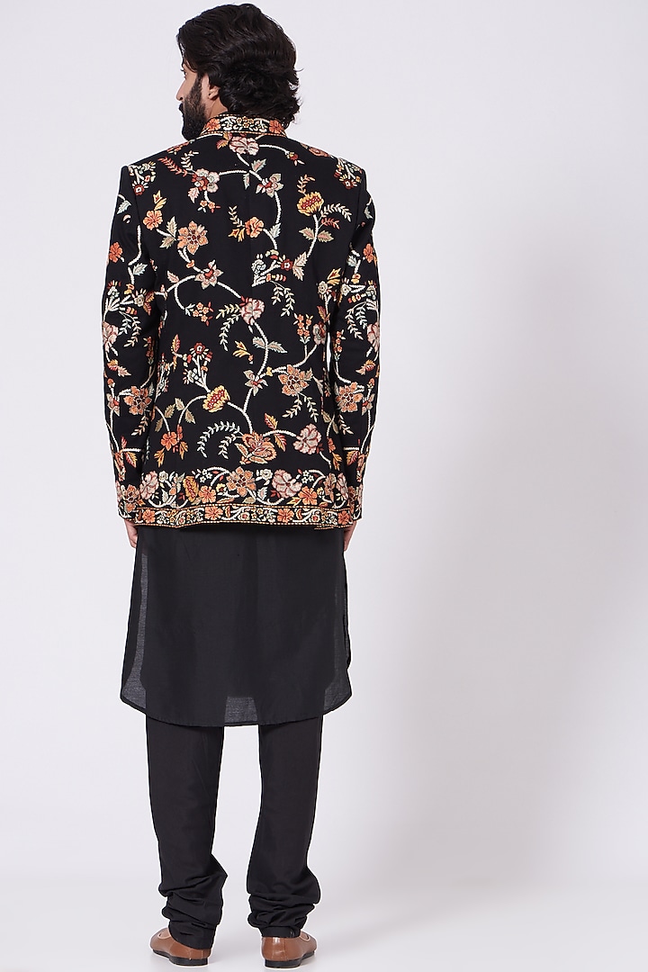 Black Embroidered Groom Bandhgala Jacket by Mehraab Men at Pernia's Pop Up Shop