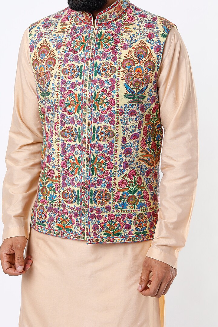 Yellow Hand Painted Bundi Jacket  by Mehraab Men at Pernia's Pop Up Shop