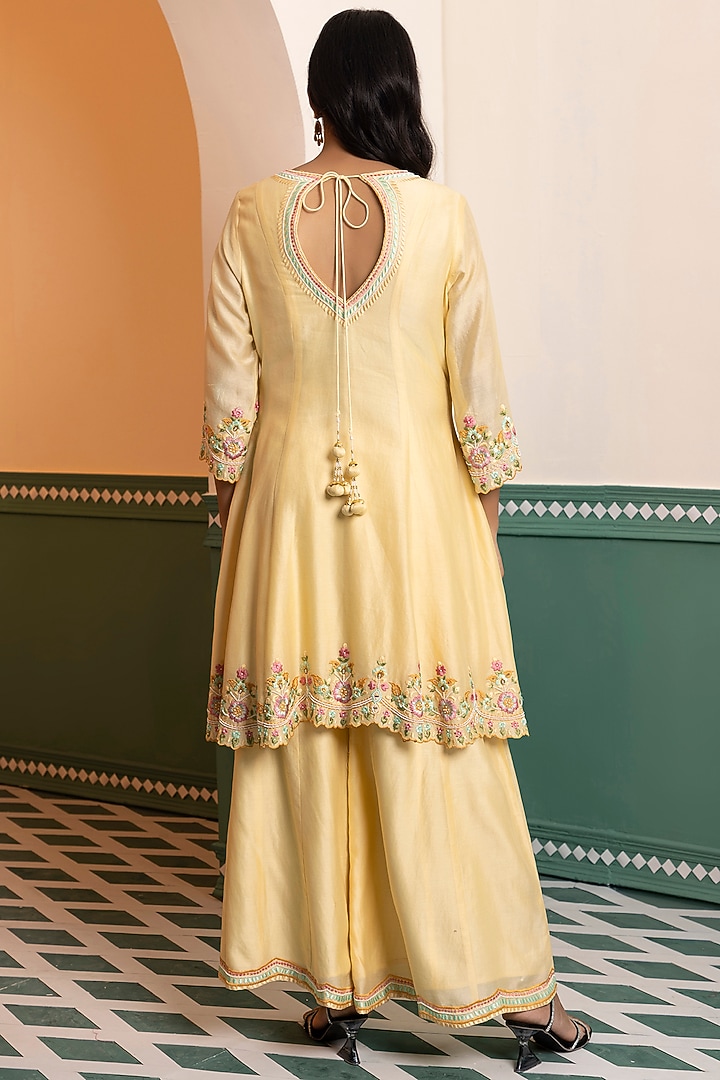 Lemon Chanderi Silk Embroidered Kurta Set by MEHRAB at Pernia's Pop Up Shop