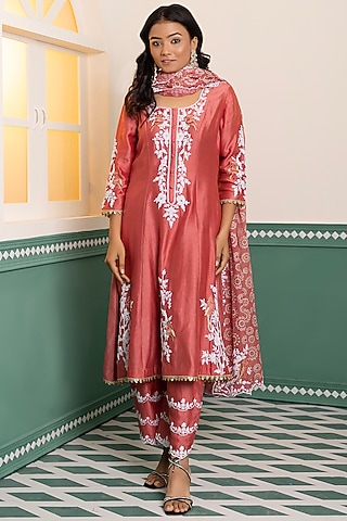 Coral Chanderi Silk Embroidered Kurta Set by MEHRAB