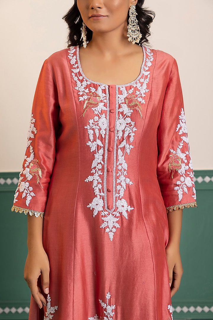 Coral Chanderi Silk Embroidered Kurta Set by MEHRAB at Pernia's Pop Up Shop