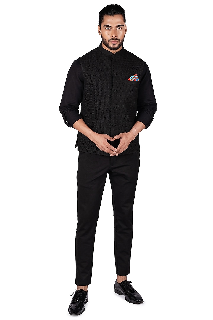 Black Katan Silk Textured Nehru Jacket by Medhavini Khaitan at Pernia's Pop Up Shop