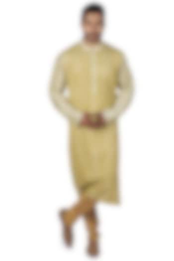 Yellow Katan Silk Thread Work Kurta Set by Medhavini Khaitan at Pernia's Pop Up Shop