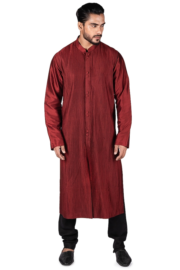 Maroon Katan Silk Kurta Set by Medhavini Khaitan at Pernia's Pop Up Shop