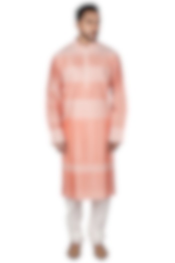 Peach Katan Silk Kurta Set by Medhavini Khaitan at Pernia's Pop Up Shop