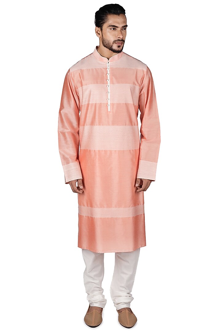 Peach Katan Silk Kurta Set by Medhavini Khaitan at Pernia's Pop Up Shop