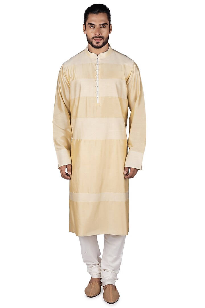 Bege Katan Silk Kurta Set by Medhavini Khaitan at Pernia's Pop Up Shop