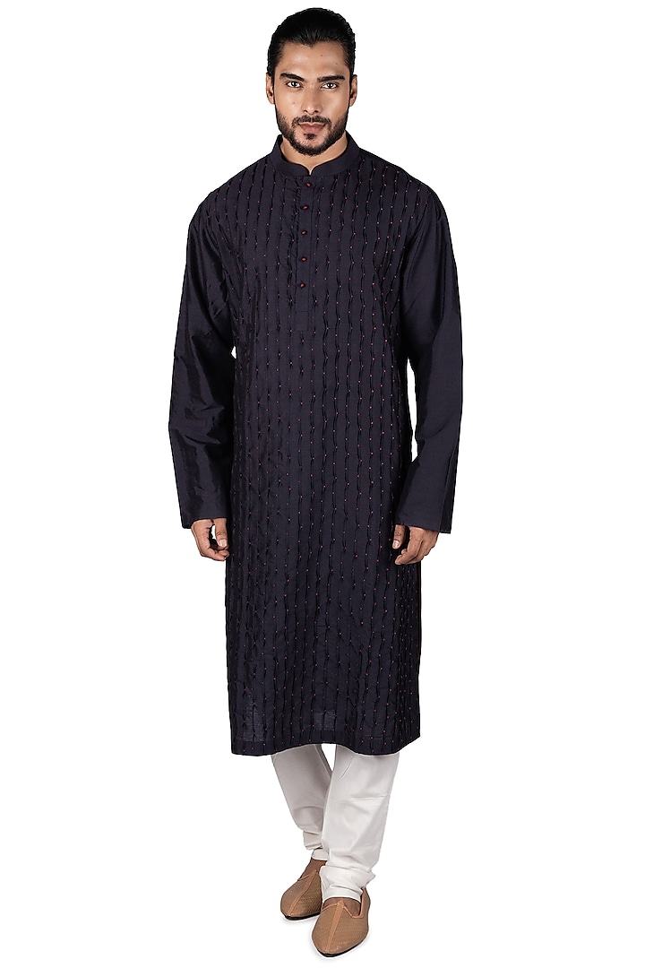 Midnight Blue Katan Silk Embroidered Kurta Set by Medhavini Khaitan at Pernia's Pop Up Shop