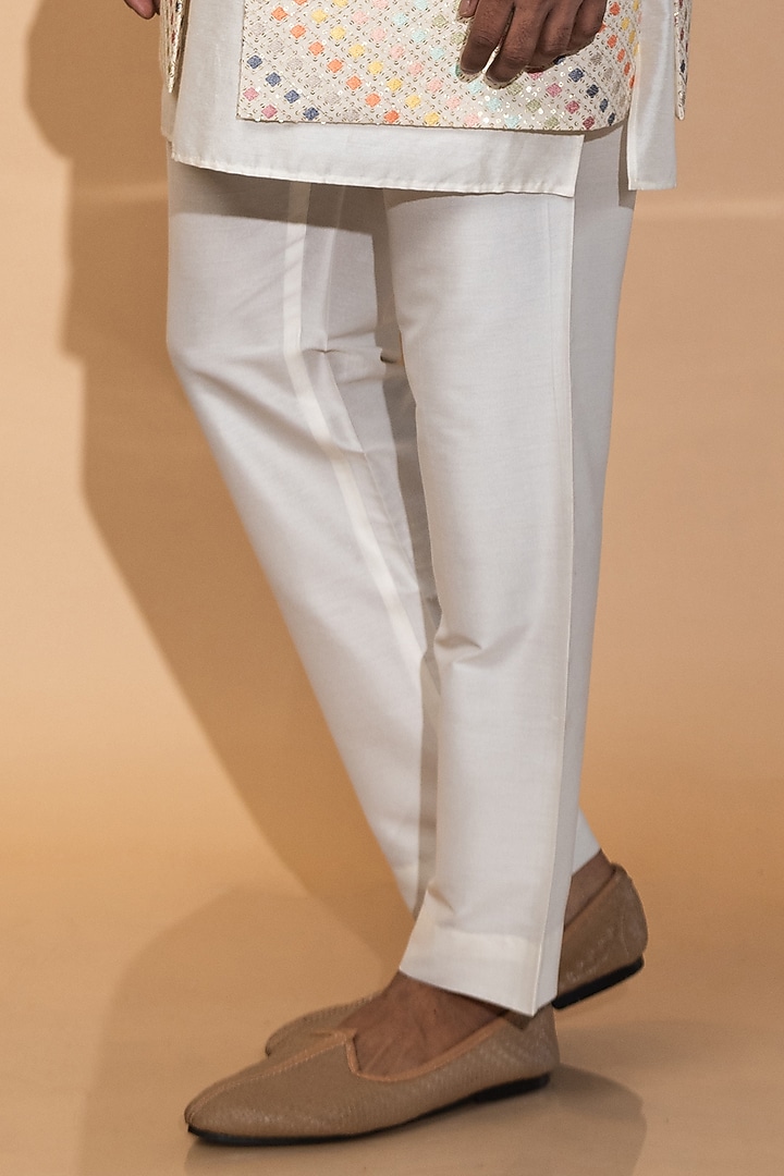 Ivory Chanderi Embroidered Indowestern Jacket Set by Medhavini Khaitan at Pernia's Pop Up Shop
