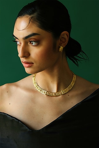 Gold Plated Floral Motifs Hasli Necklace by Melrosia