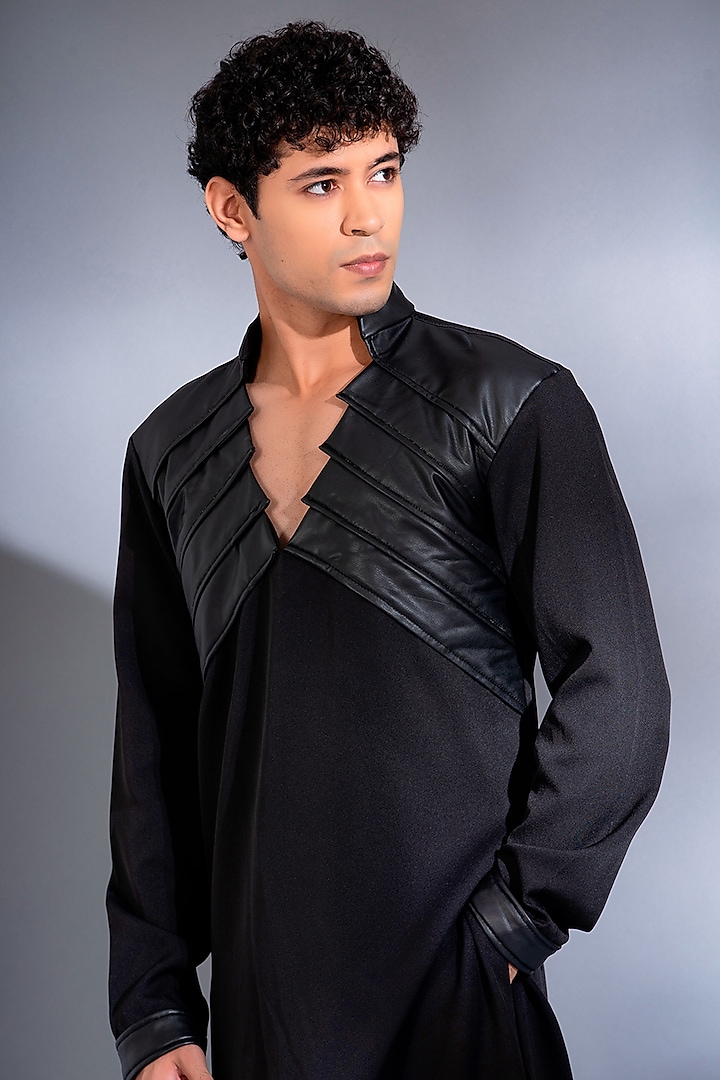 Black Crepe Lycra Kurta Set by Menero at Pernia's Pop Up Shop