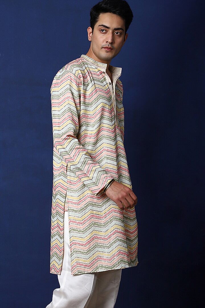 Off-White Cotton Kurta Set by Menero at Pernia's Pop Up Shop