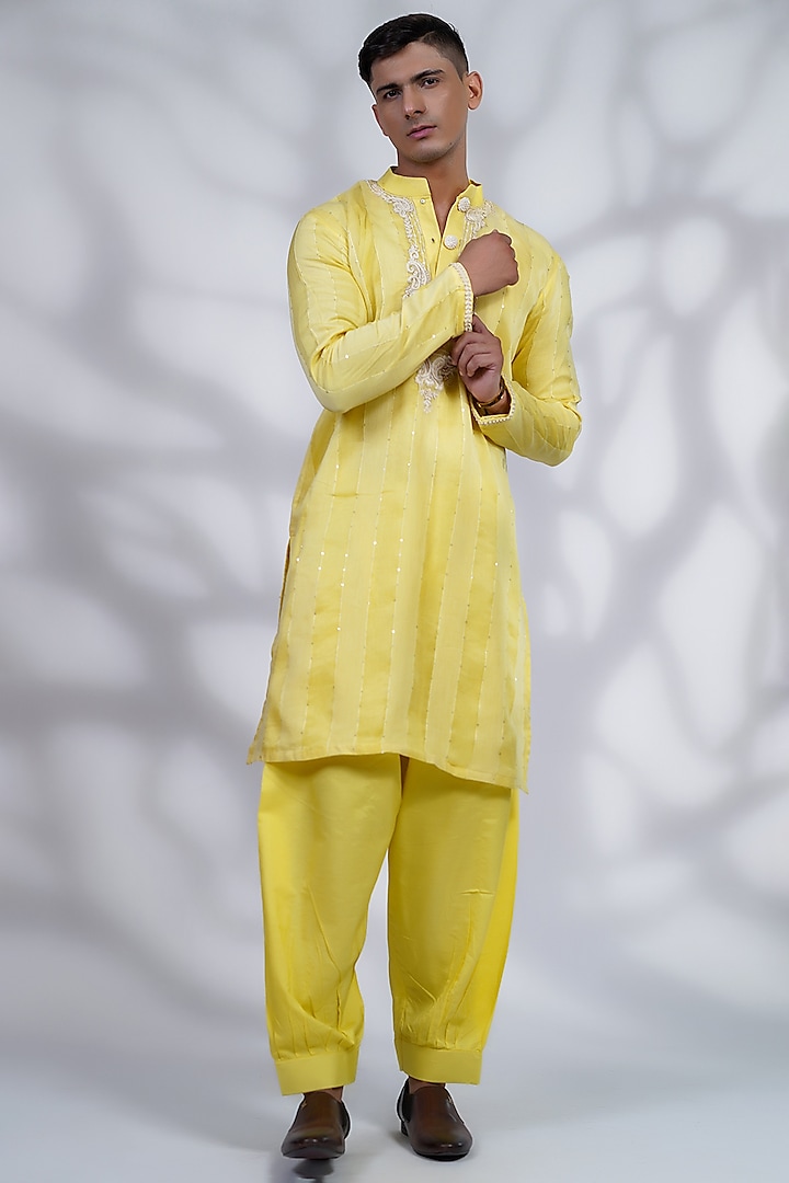 Yellow Cotton Silk & Pure Cotton Thread Hand Embroidered Kurta Set by Menero at Pernia's Pop Up Shop