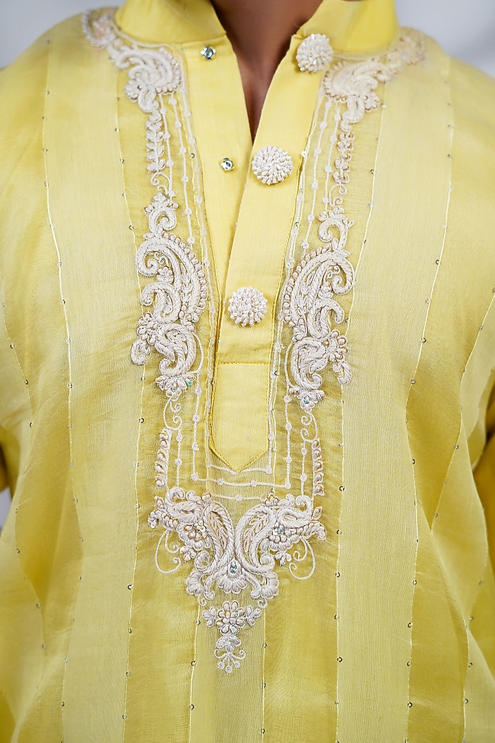 Yellow Cotton Silk & Pure Cotton Thread Hand Embroidered Kurta Set by Menero at Pernia's Pop Up Shop