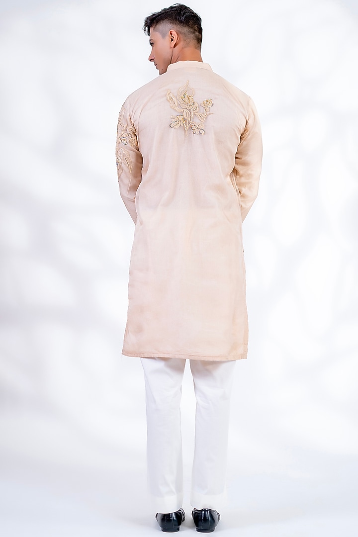 White Pure Organza & Pure Cotton Machine Embroidered Straight Kurta Set by Menero at Pernia's Pop Up Shop