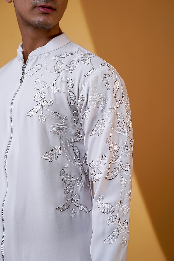 White Pure Crepe Lycra & Cotton Dabka Machine Embroidered Straight Kurta Set by Menero at Pernia's Pop Up Shop