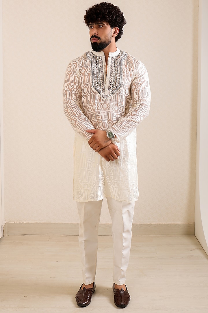 Off-White Chanderi Silk Mirror Embroidered Kurta Set by Menero at Pernia's Pop Up Shop