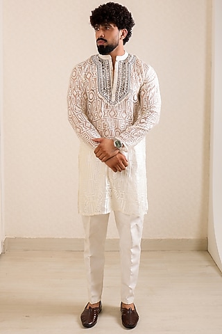 Off-White Chanderi Silk Mirror Embroidered Kurta Set by Menero