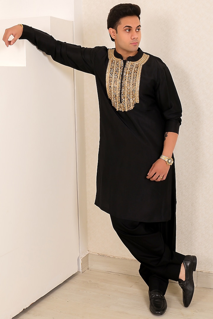 Black Pure Dupion Silk Zardosi Work Kurta Set by Menero at Pernia's Pop Up Shop