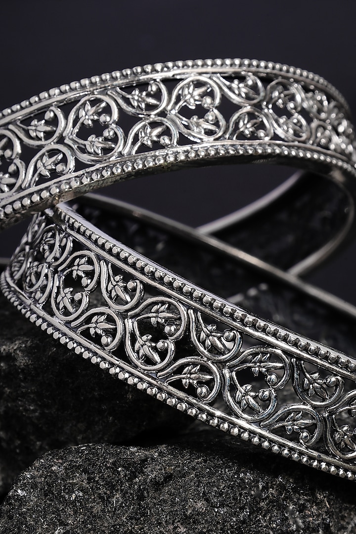 White Finish Leaf Temple Bangles In Sterling Silver (Set Of 2) by Mero at Pernia's Pop Up Shop