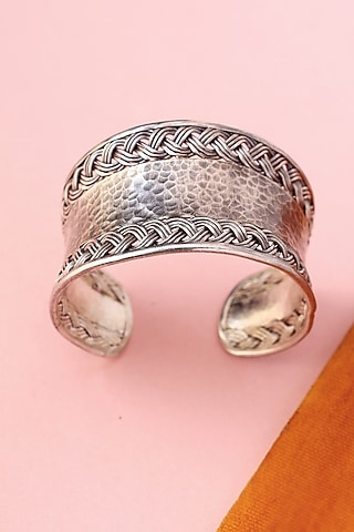White Finish Temple Bangle In Sterling Silver by Mero
