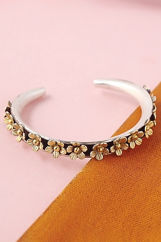 White Finish Temple Bangle In Sterling Silver by Mero