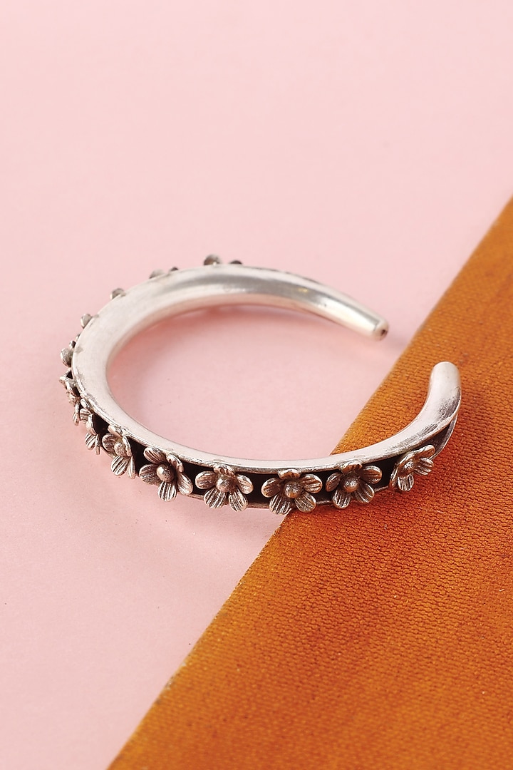 White Finish Temple Bangle In Sterling Silver by Mero at Pernia's Pop Up Shop