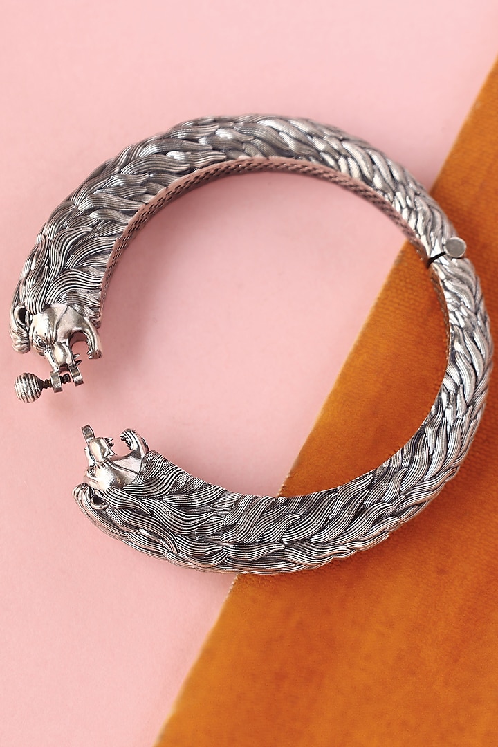 White Finish Temple Bangle In Sterling Silver by Mero at Pernia's Pop Up Shop