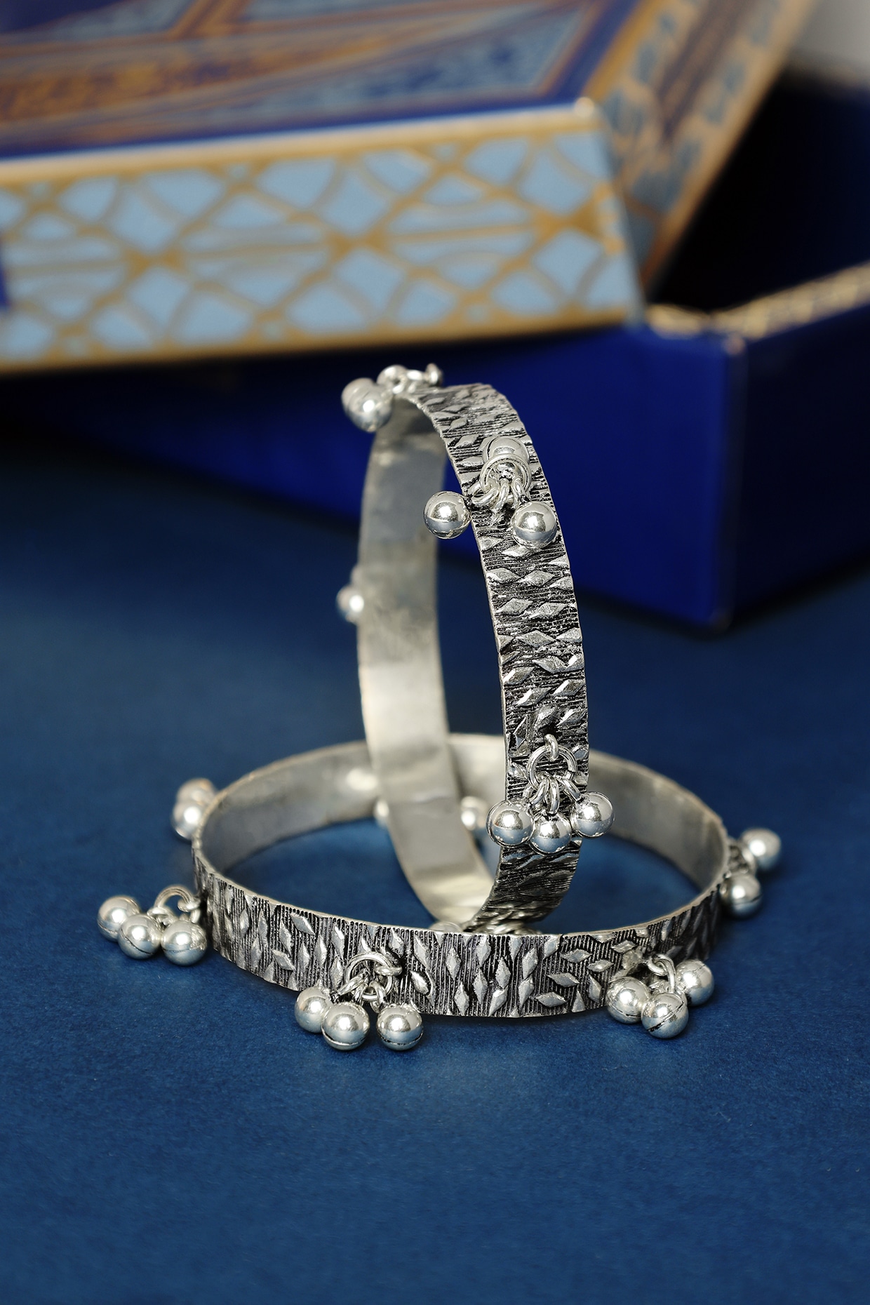 White Finish Temple Ghungroo Bangles In Sterling Silver (Set Of 2) by(01)