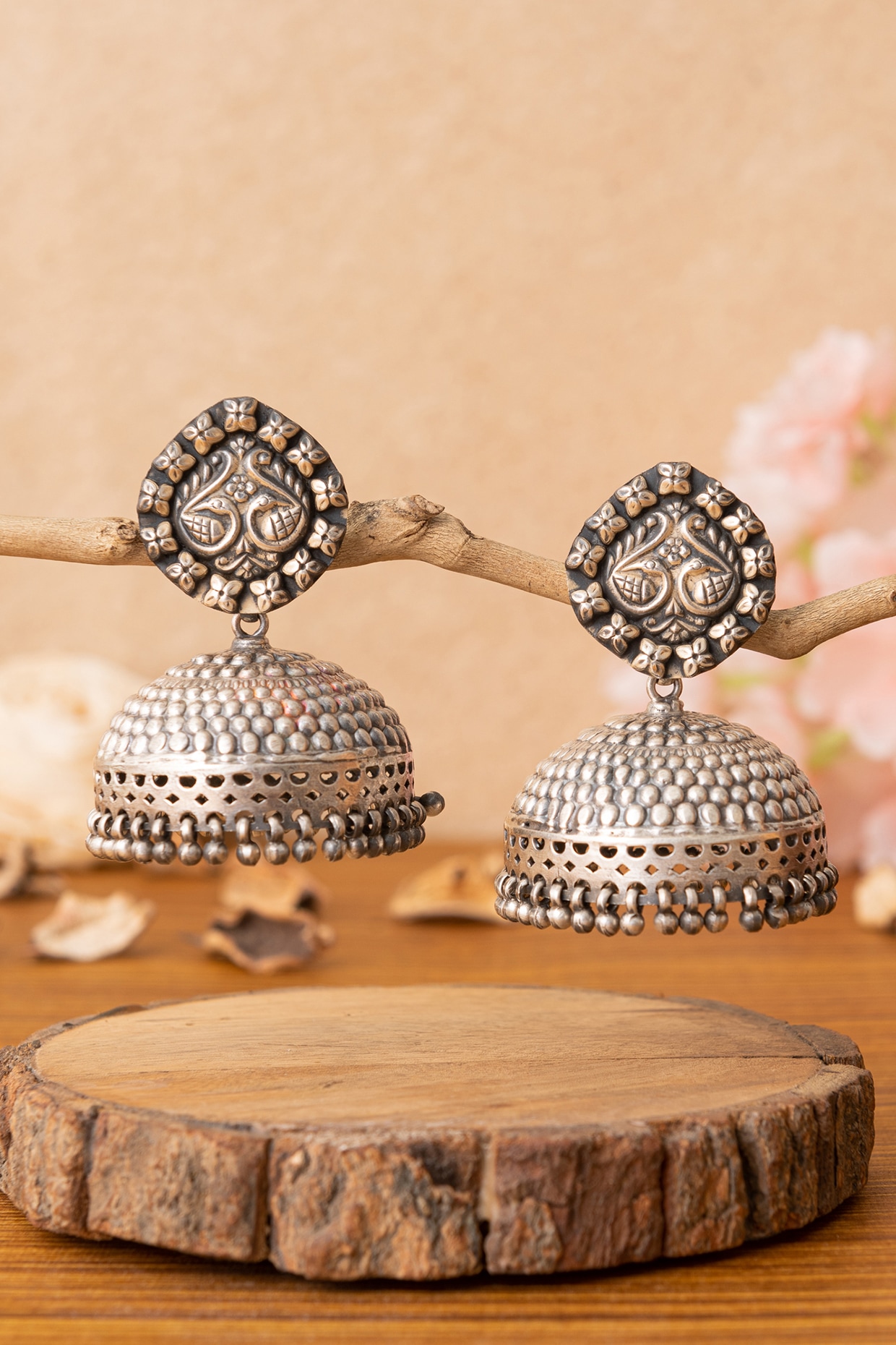 Indian Oxidized Silver Jhumka Earrings for Women & Girls Online at  Silvermerc | SBE1I_38 – Silvermerc Designs