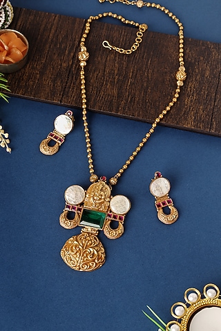 Gold Finish Kundan Temple Pendant Necklace Set In Sterling Silver by Mero
