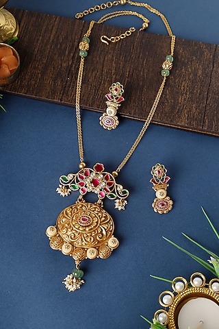 Gold Finish Kundan Temple Pendant Necklace Set In Sterling Silver by Mero