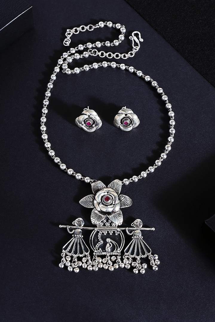 White Finish Floral Onyx Temple Necklace Set In Sterling Silver by Mero at Pernia's Pop Up Shop