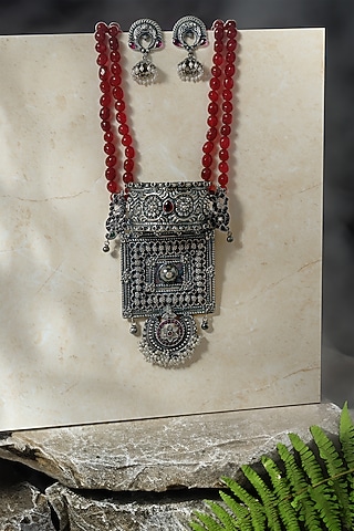 White Finish Ruby Kempstone Temple Pendant Necklace Set In Sterling Silver by Mero