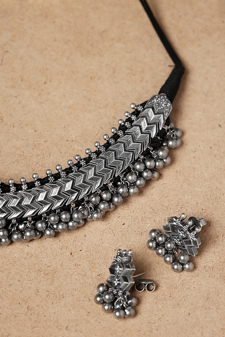 White Finish Thussi Necklace Set In Sterling Silver by Mero at Pernia's Pop Up Shop