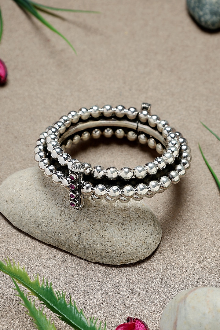 White Finish Ruby Beaded Temple Kada In Sterling Silver by Mero at Pernia's Pop Up Shop