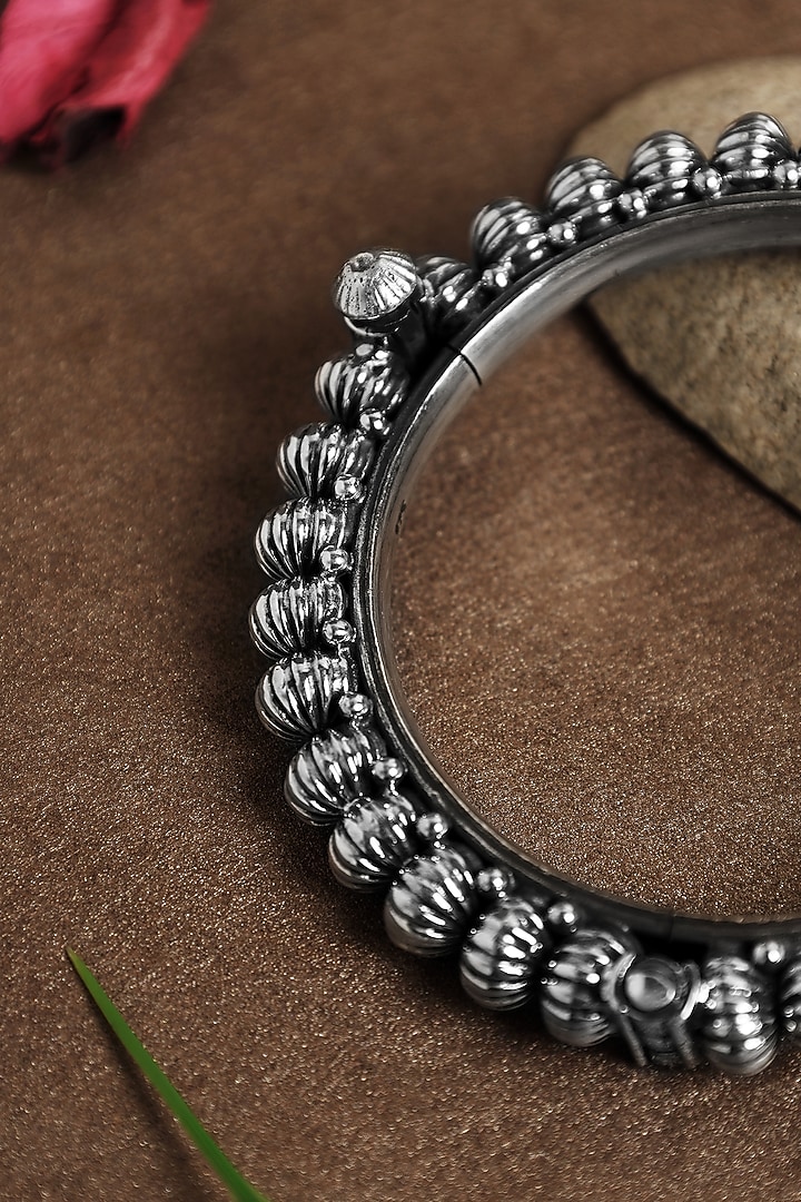 White Finish Textured Beaded Temple Kada In Sterling Silver by Mero at Pernia's Pop Up Shop