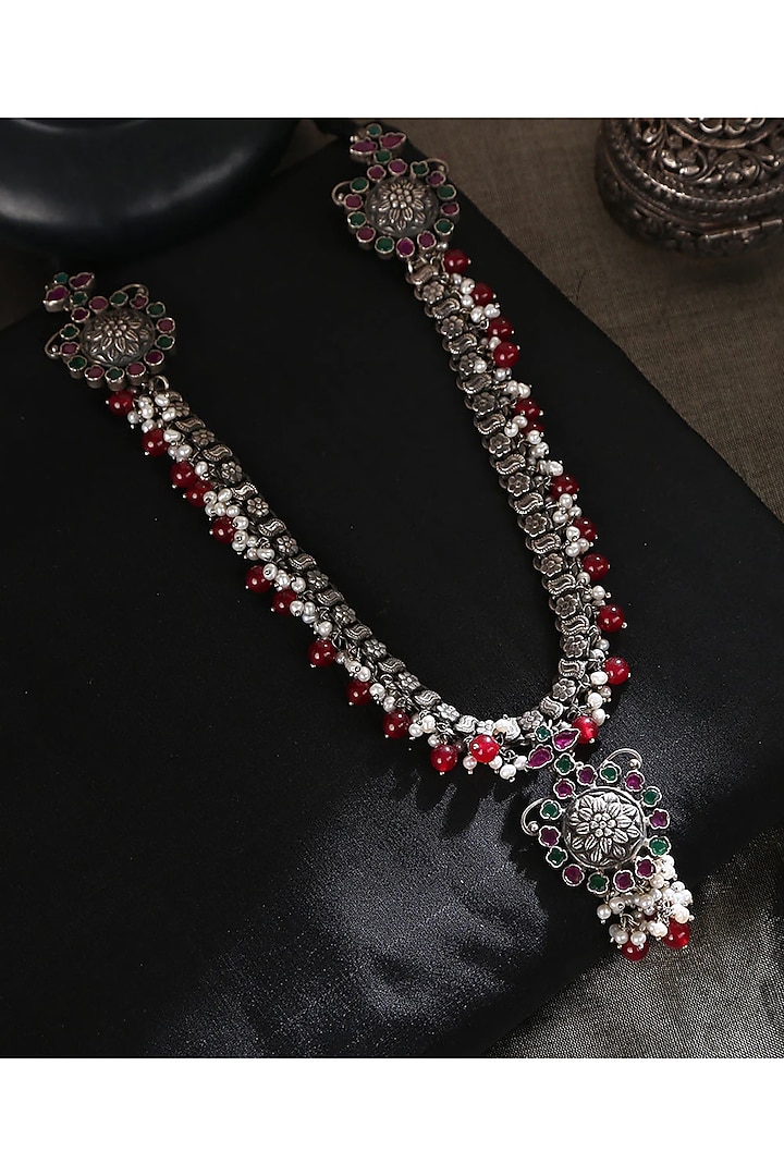 White Finish Red & Green Kempstone Tribal Necklace In Sterling Silver by Mero at Pernia's Pop Up Shop