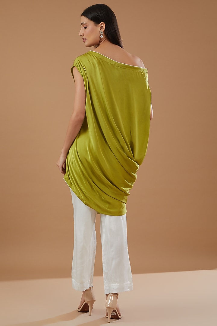 Green Satin One-Shoulder Kurta Set by MERAKI BY POONAM SSANYAA at Pernia's Pop Up Shop