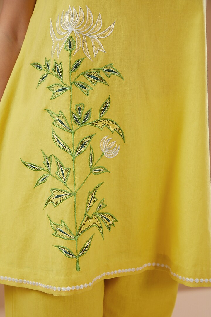 Yellow Linen Embroidered Kurta Set by MERAKI BY POONAM SSANYAA at Pernia's Pop Up Shop