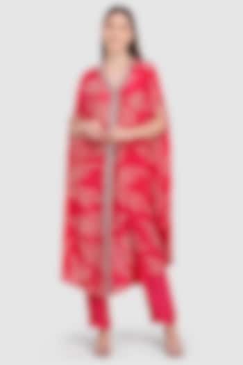 Pink Viscose Crepe Printed & Hand Embroidered Kaftan Set by Meraki By Rachna at Pernia's Pop Up Shop