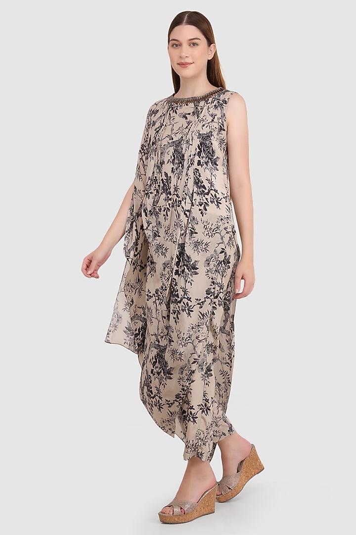 Fawn Viscose Crepe Printed Kurta Set by Meraki By Rachna at Pernia's Pop Up Shop