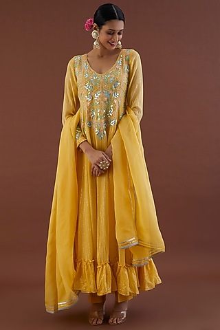 Pale Yellow Embroidered Anarkali Set by Metamorphs