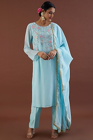 Mint Blue Embroidered Kurta Set by Metamorphs
