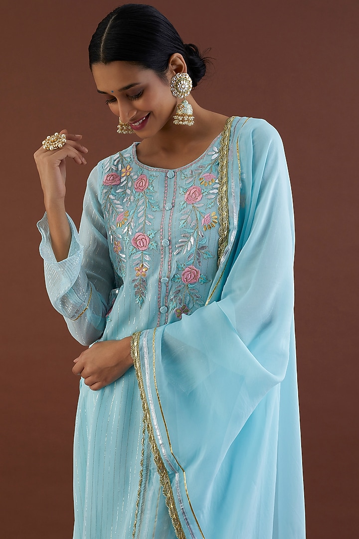 Mint Blue Embroidered Kurta Set by Metamorphs at Pernia's Pop Up Shop