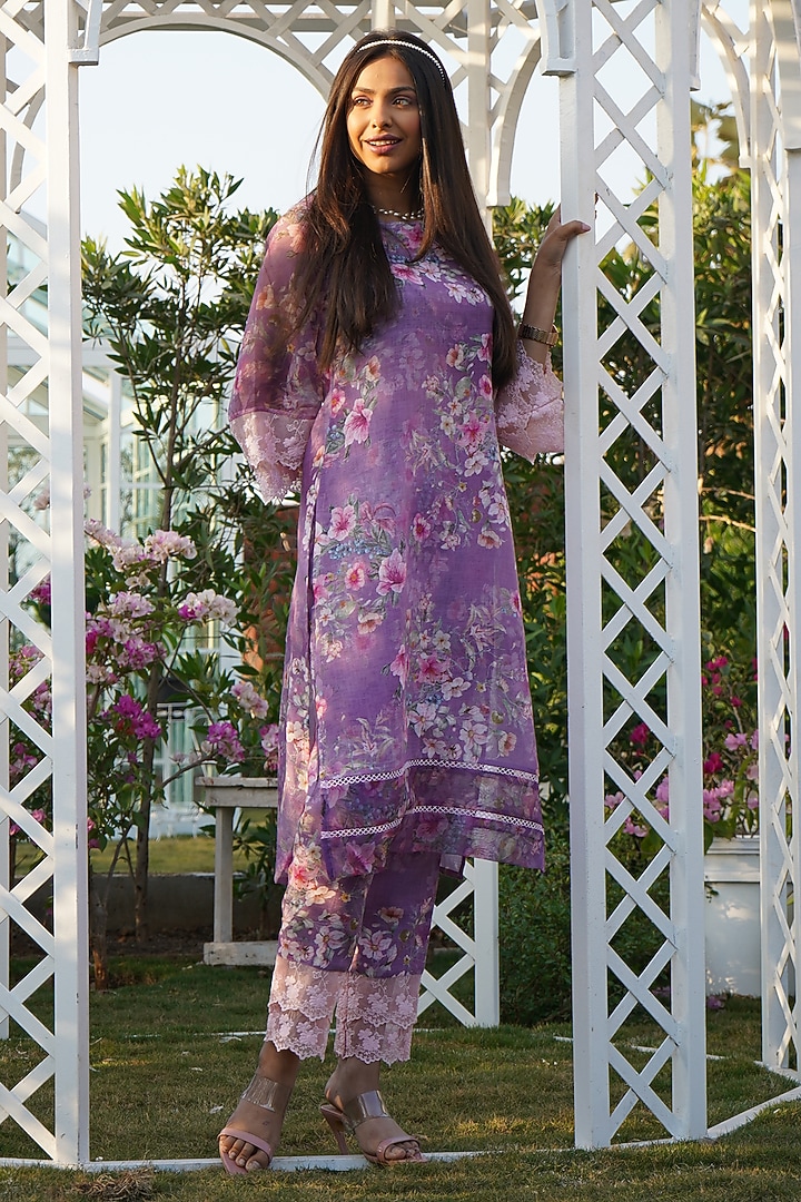 Lilac Linen Floral Printed Kurta Set For Girls by Mei & Zu at Pernia's Pop Up Shop
